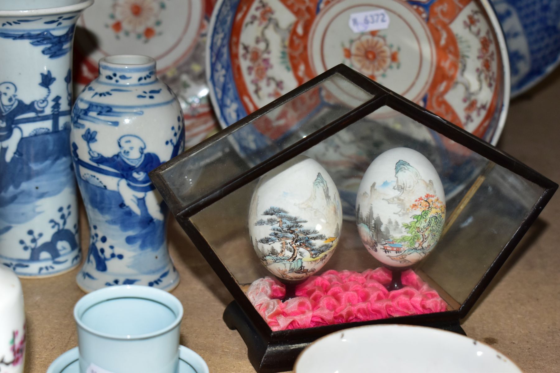 SIXTEEN PIECES OF ORIENTAL CERAMICS, to include three Japanese Imari style bowls marked 'Made in - Image 6 of 10