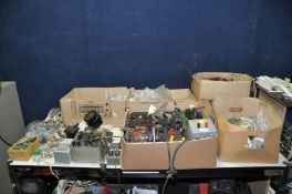 FIVE TRAYS CONTAINING VINTAGE ELECTRICAL AND ELECTRONIC PARTS including, fans, motors, resistors,