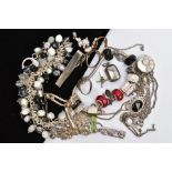 A BAG OF ASSORTED JEWELLERY, to include a white metal rabbit pendant set with colourless paste,
