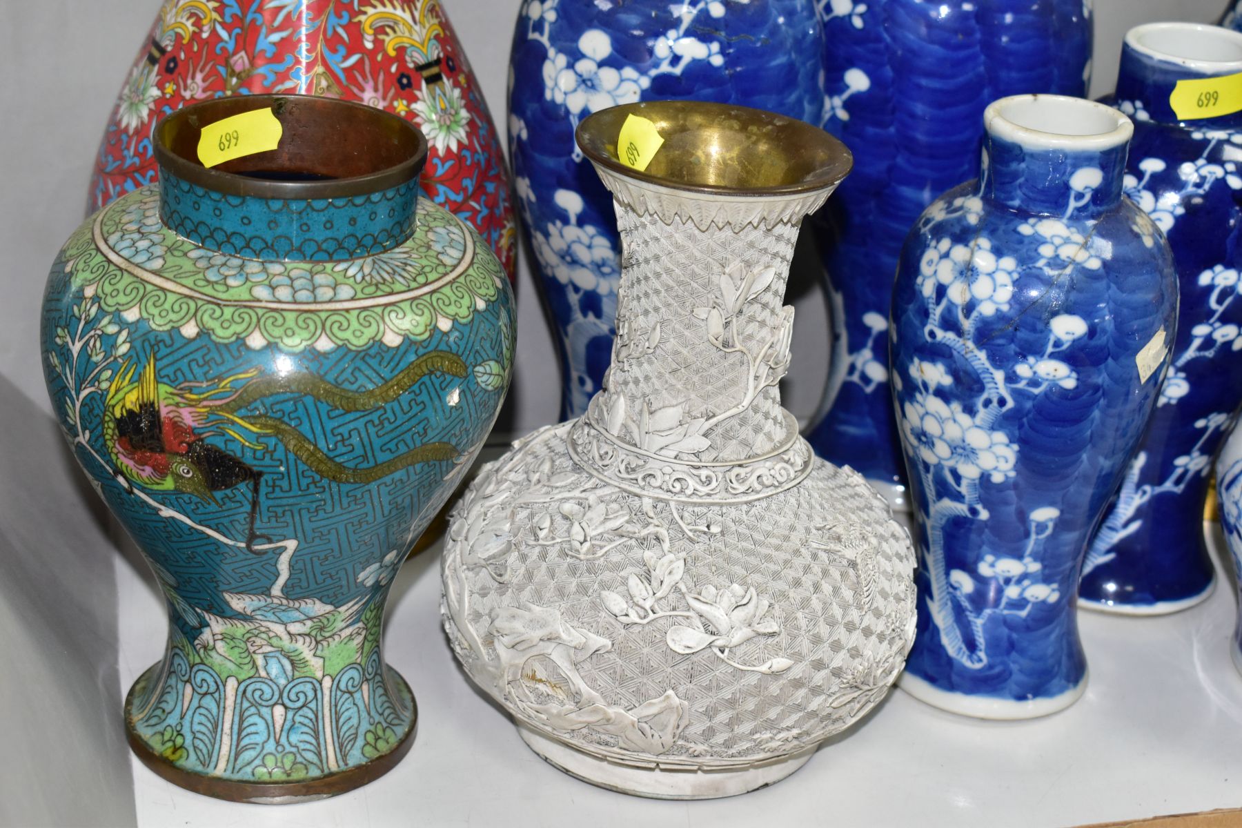 CHINESE CERAMICS AND CLOISONNE WARES, ETC, to include a carved white lacquer vase of globular form - Image 3 of 12