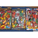 A QUANTITY OF UNBOXED AND ASSORTED PLAYWORN DIECAST VHIECLES, majority are Matchbox Major Pack and
