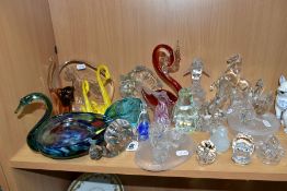 A COLLECTION OF 20TH CENTURY GLASS BIRD AND ANIMAL FIGURES, including a German lead crystal 'Wonders