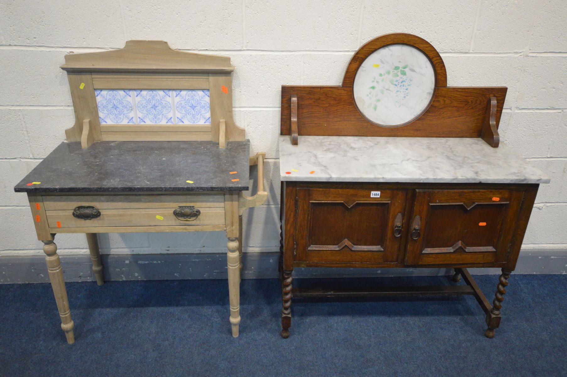 AN OAK MARBLE TOP WASHSTAND, with a circular marble back, width 92cm x depth 42cm x height 115cm and