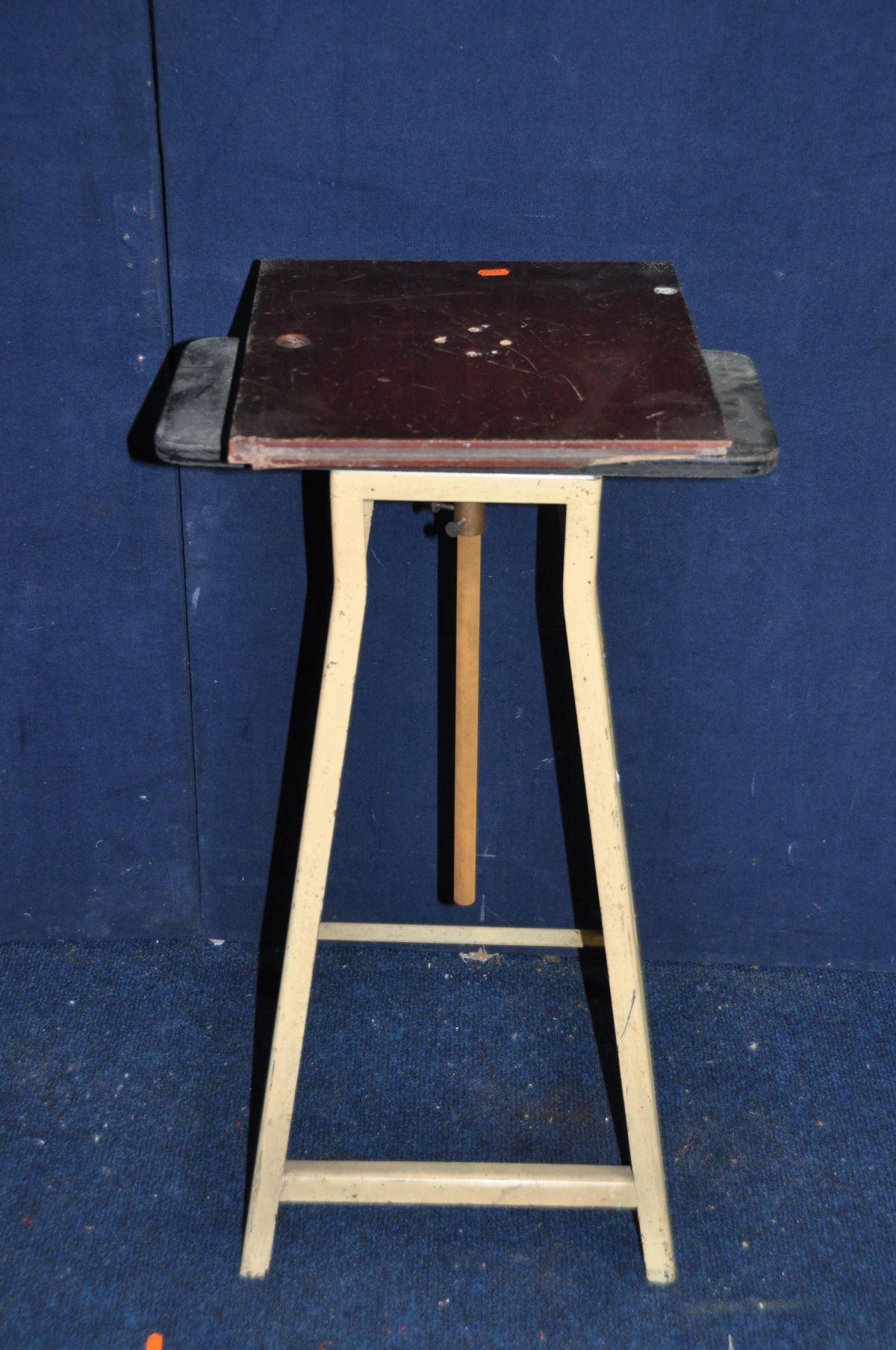 A MID 20TH CENTURY ARTIST MODELLING TABLE (possibly a converted stool) with shaped angle iron legs - Image 3 of 3