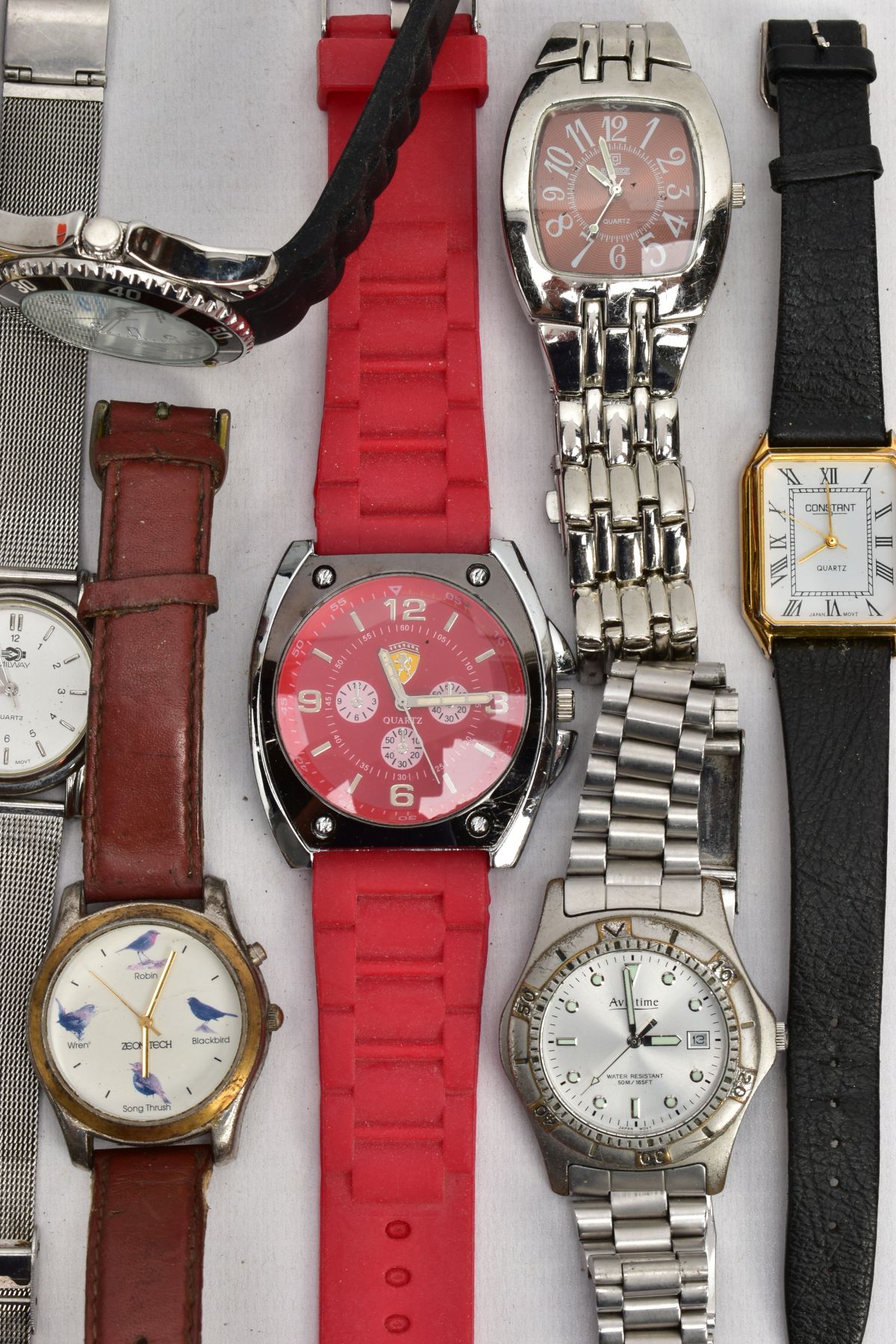 A BAG OF MAINLY GENTLEMEN'S WATCHES, to include chronograph examples and various fashion - Image 2 of 6