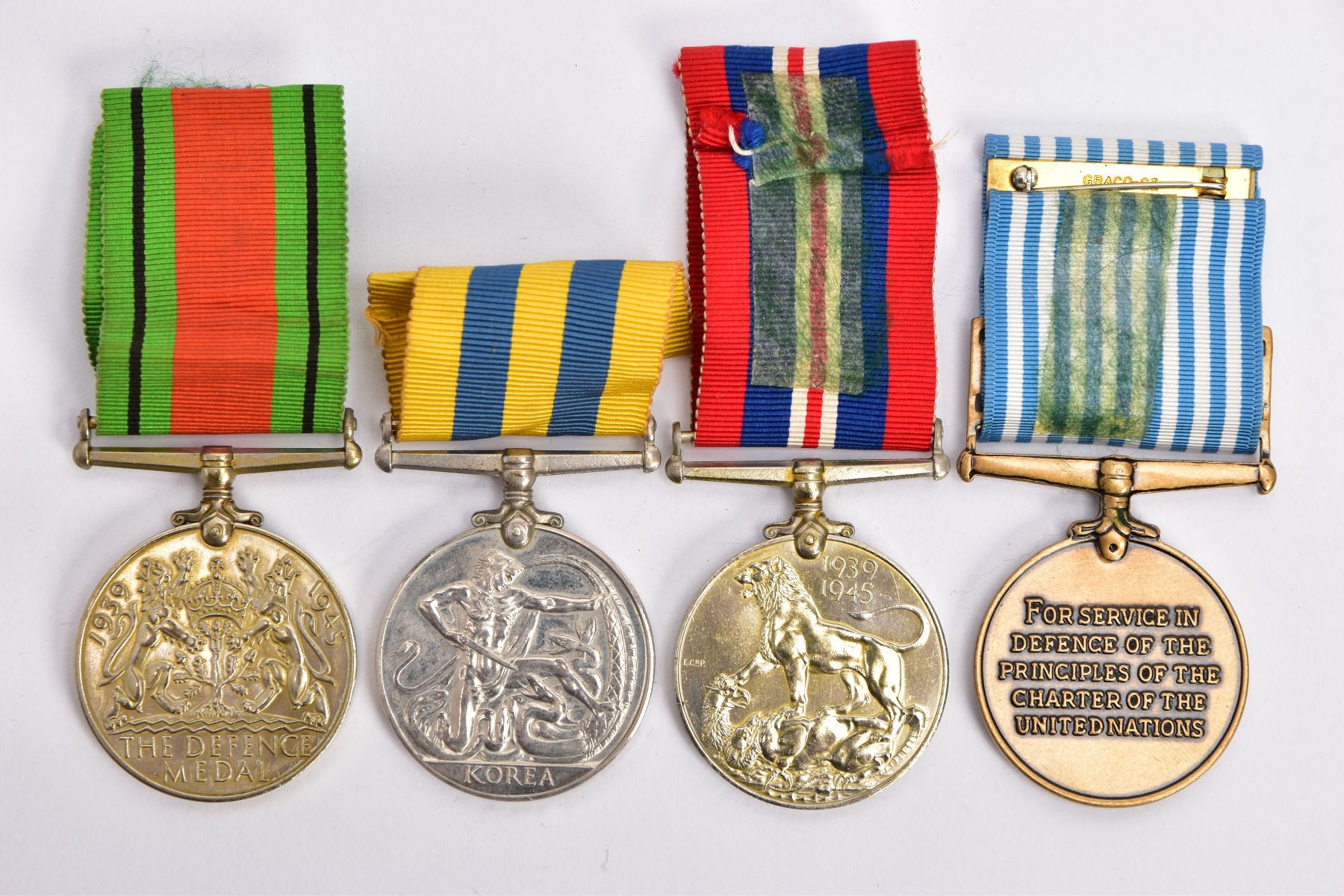 GROUP OF FOUR WWII/KOREA MEDALS, Defence & War Medal un-named as issued, Queens Korea Medal, named - Image 2 of 5