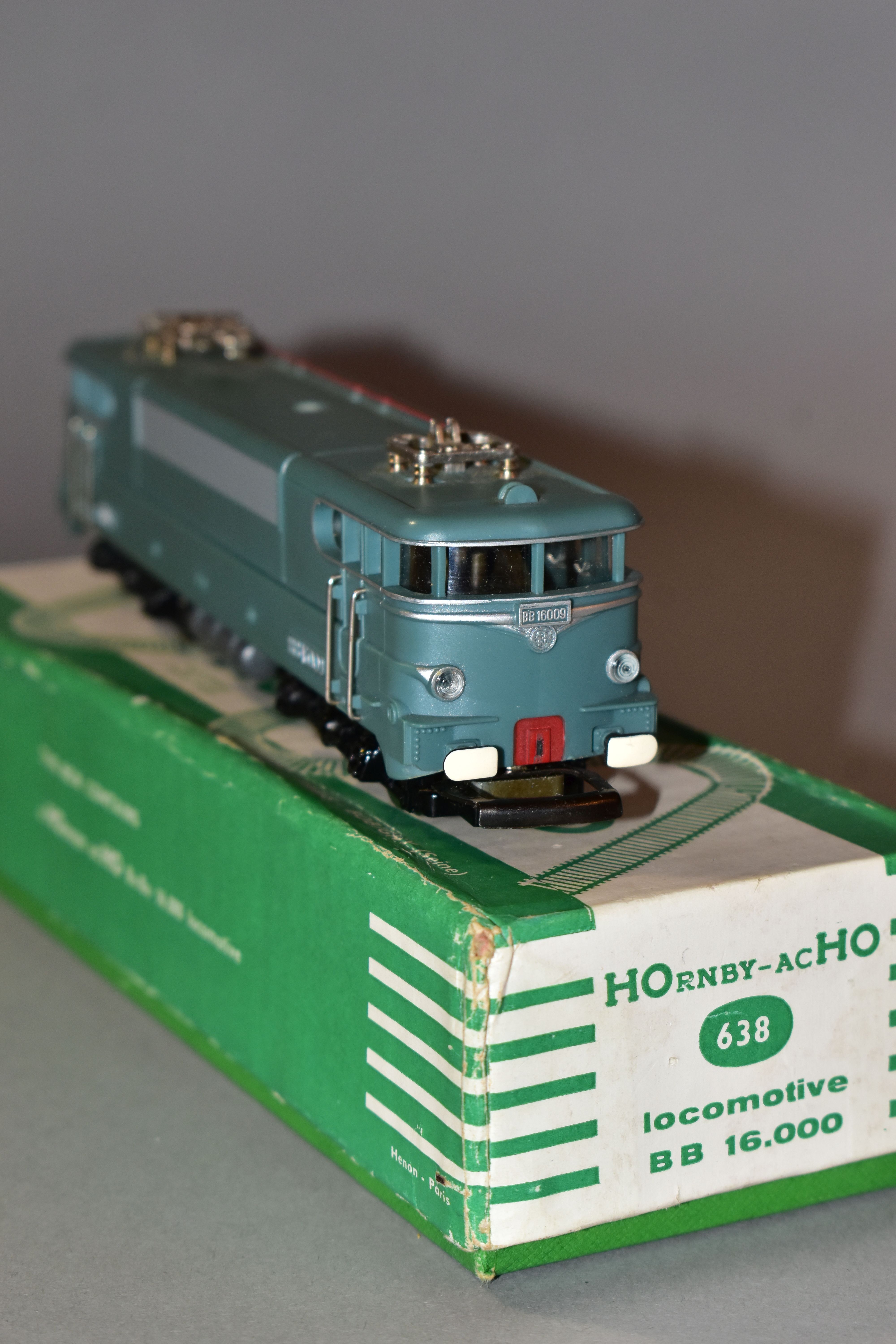 A BOXED HORNBY ACHO BB 16 000 CLASS ELECTRIC LOCOMOTIVE, No.BB16009, S.N.C.F. green livery (638), - Image 4 of 5