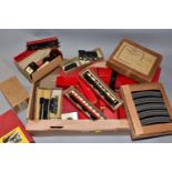 A COLLECTION OF BOXED AND UNBOXED TRIX TWIN MODEL RAILWAY ITEMS, to include boxed Hunt class