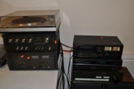 A MOSTLY TECHNICS VINTAGE COMPONENT HI FI comprising of a SE-9600 Power Amp ( lights not working), a