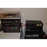 A MOSTLY TECHNICS VINTAGE COMPONENT HI FI comprising of a SE-9600 Power Amp ( lights not working), a