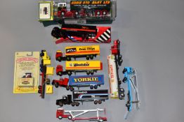 A QUANTITY OF BOXED AND UNBOXED ASSORTED CORGI DIECAST TRUCK MODELS, to include boxed Corgi Classics