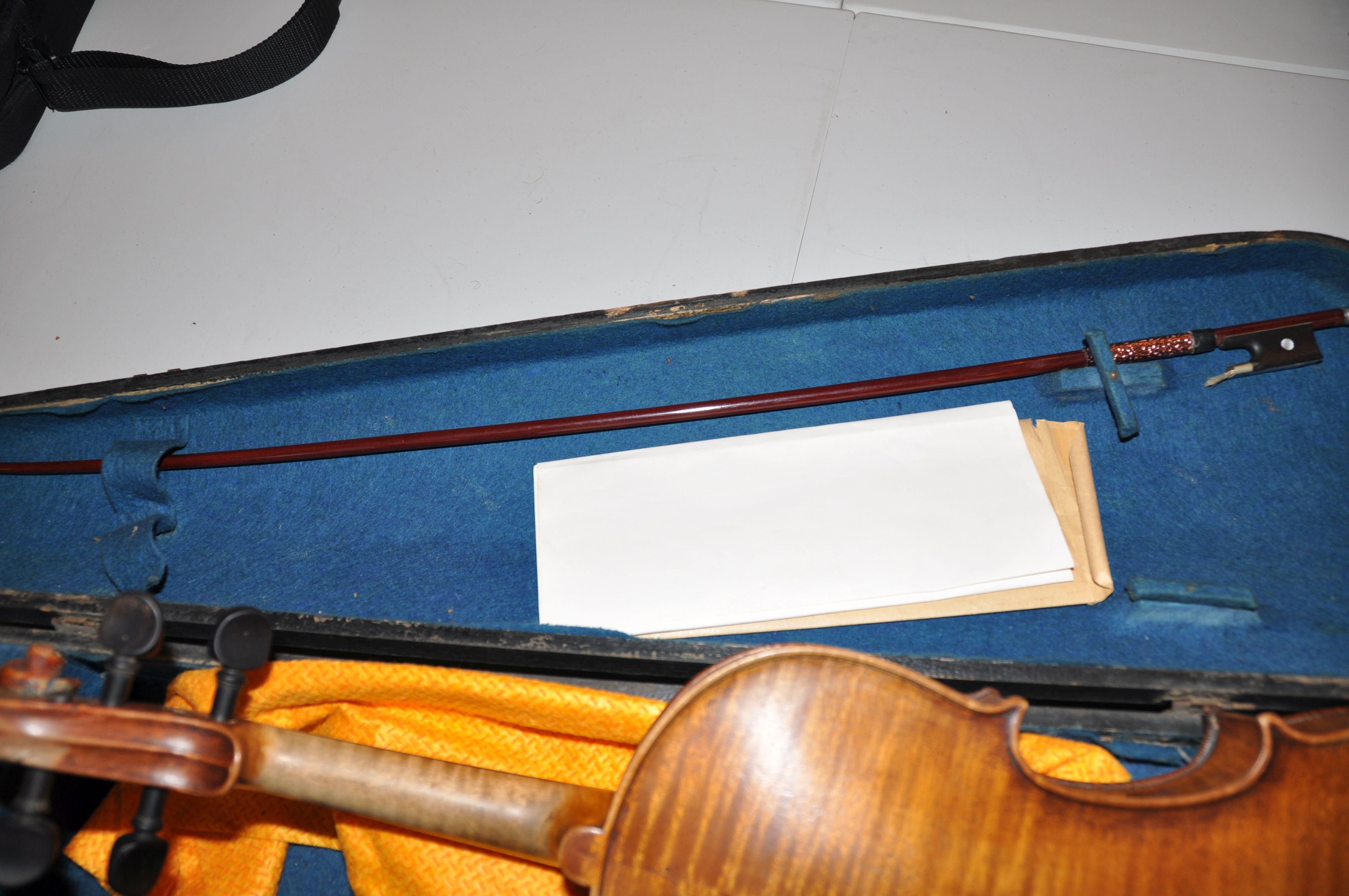 A CASED VIOLIN with internal paper label stating Alexandri Gagliano Alomnus with two piece flamed - Image 3 of 4