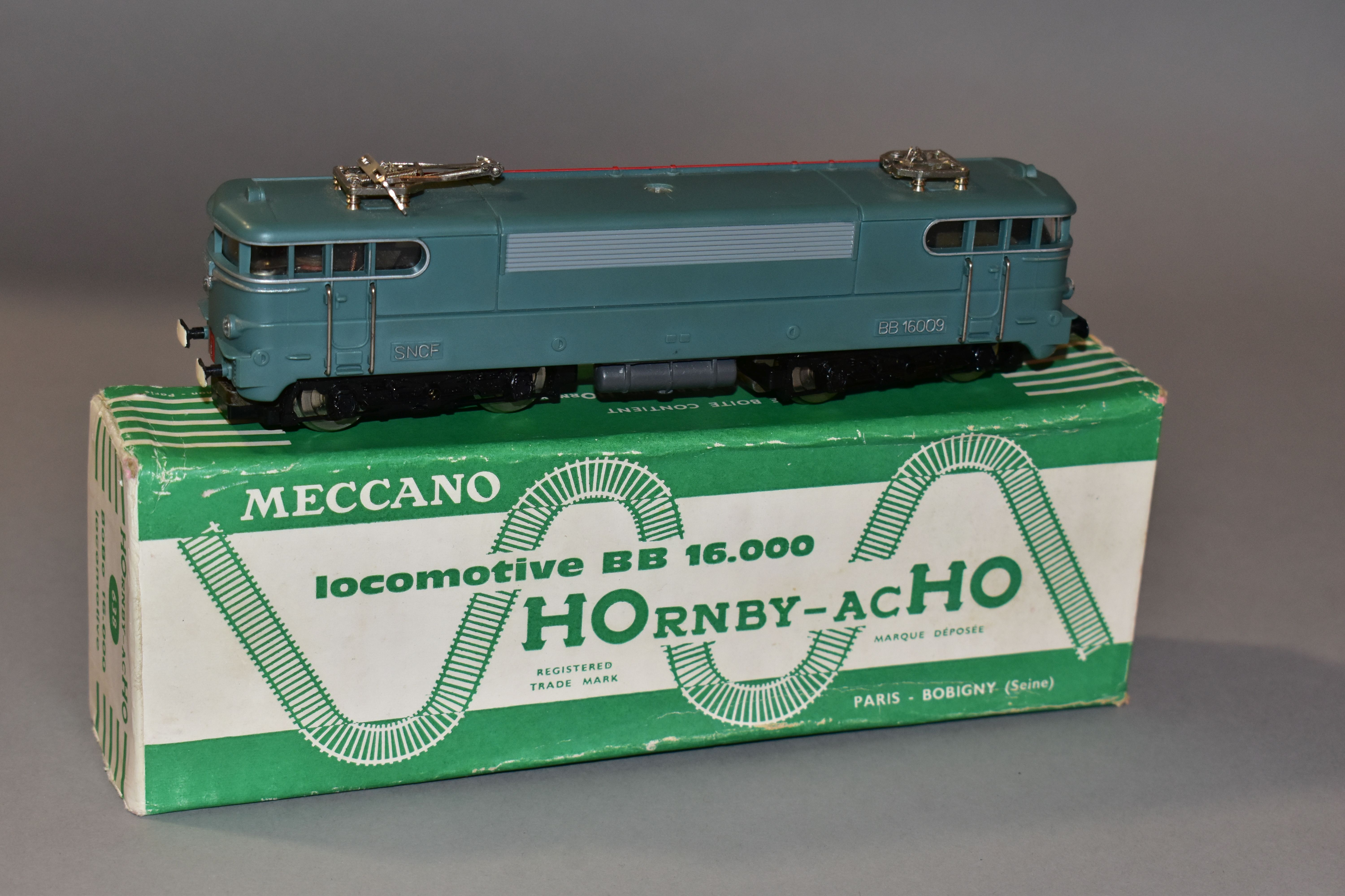 A BOXED HORNBY ACHO BB 16 000 CLASS ELECTRIC LOCOMOTIVE, No.BB16009, S.N.C.F. green livery (638), - Image 2 of 5