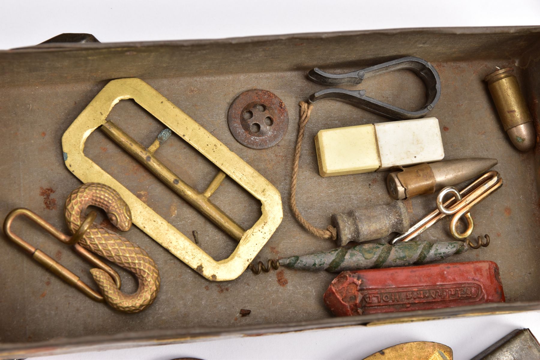 A SMALL TIN CONTAINING VARIOUS ITEMS, to include a boxed Imperial Chemicals Industries long - Image 5 of 6