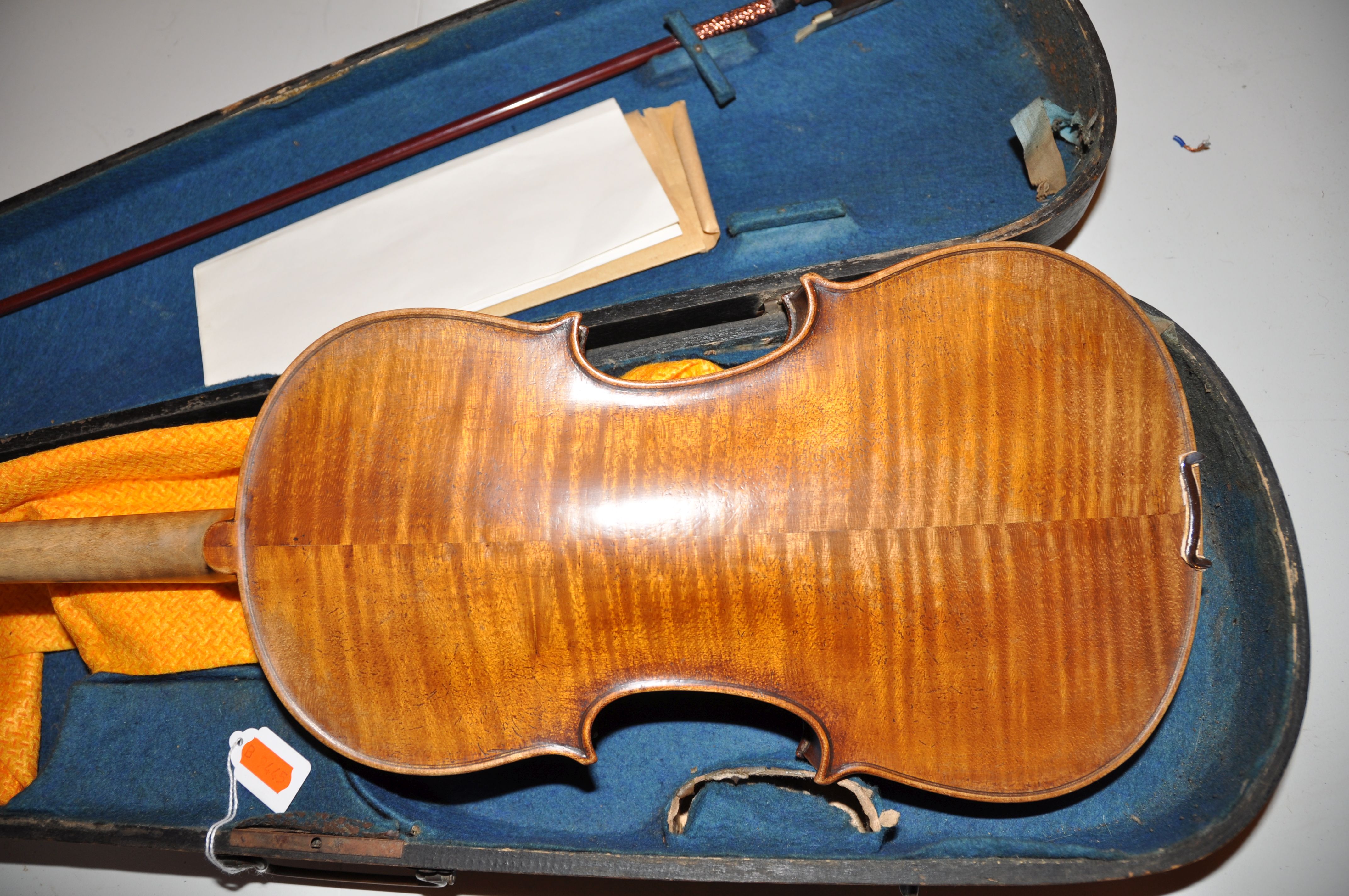 A CASED VIOLIN with internal paper label stating Alexandri Gagliano Alomnus with two piece flamed - Image 2 of 4