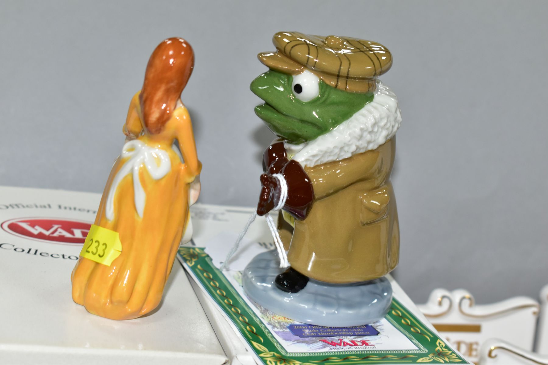 TWO BOXED WADE MEMBERSHIP FIGURES, FIVE NAME STANDS ETC, comprising Toad of Toad Hall 2000, with - Image 5 of 6