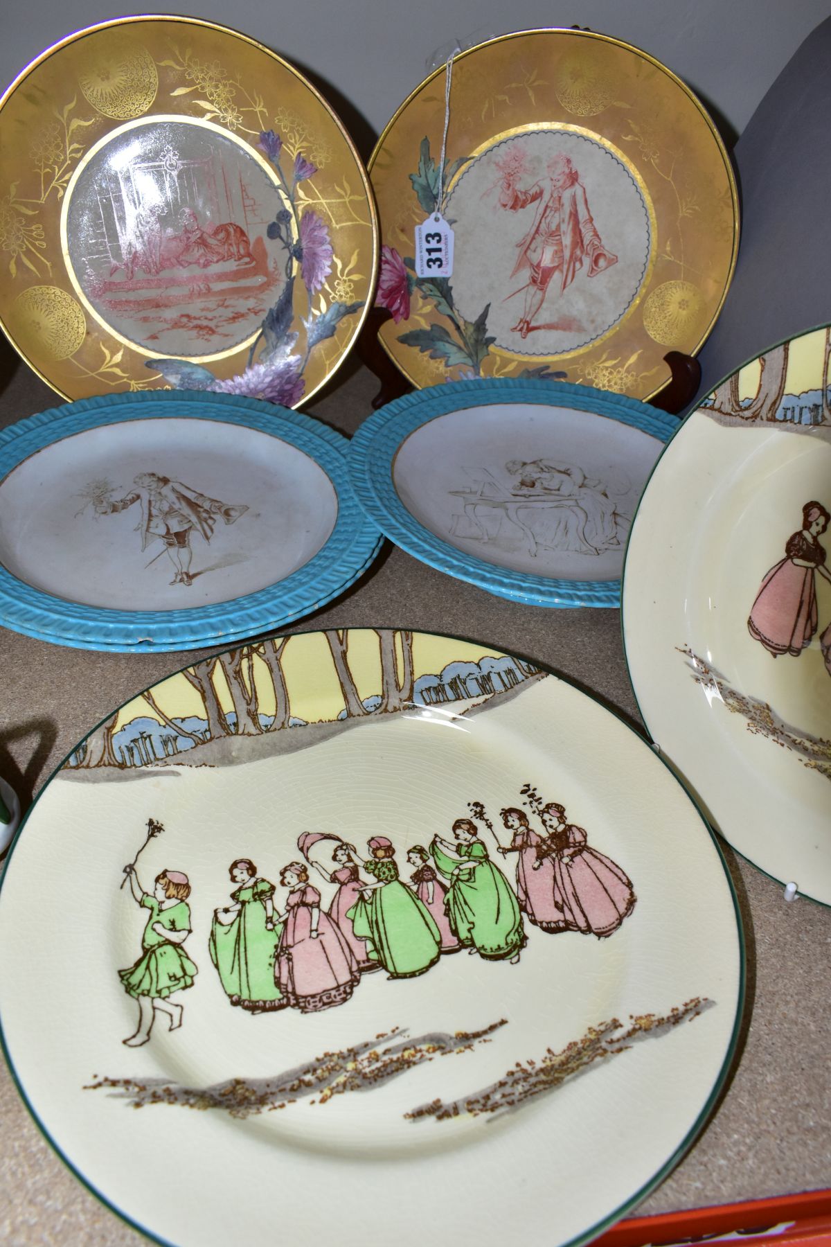 EIGHT LATE 19TH/EARLY 20TH CENTUIRY ROYAL DOULTON SERIES WARE PLATES, comprising a pair of Pinder