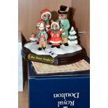 A BOXED ROYAL DOULTON MILLENNIUM COMMEMORATION LIMITED EDITION MERRY CHRISTMAS BUNNYKINS TABLEAU,