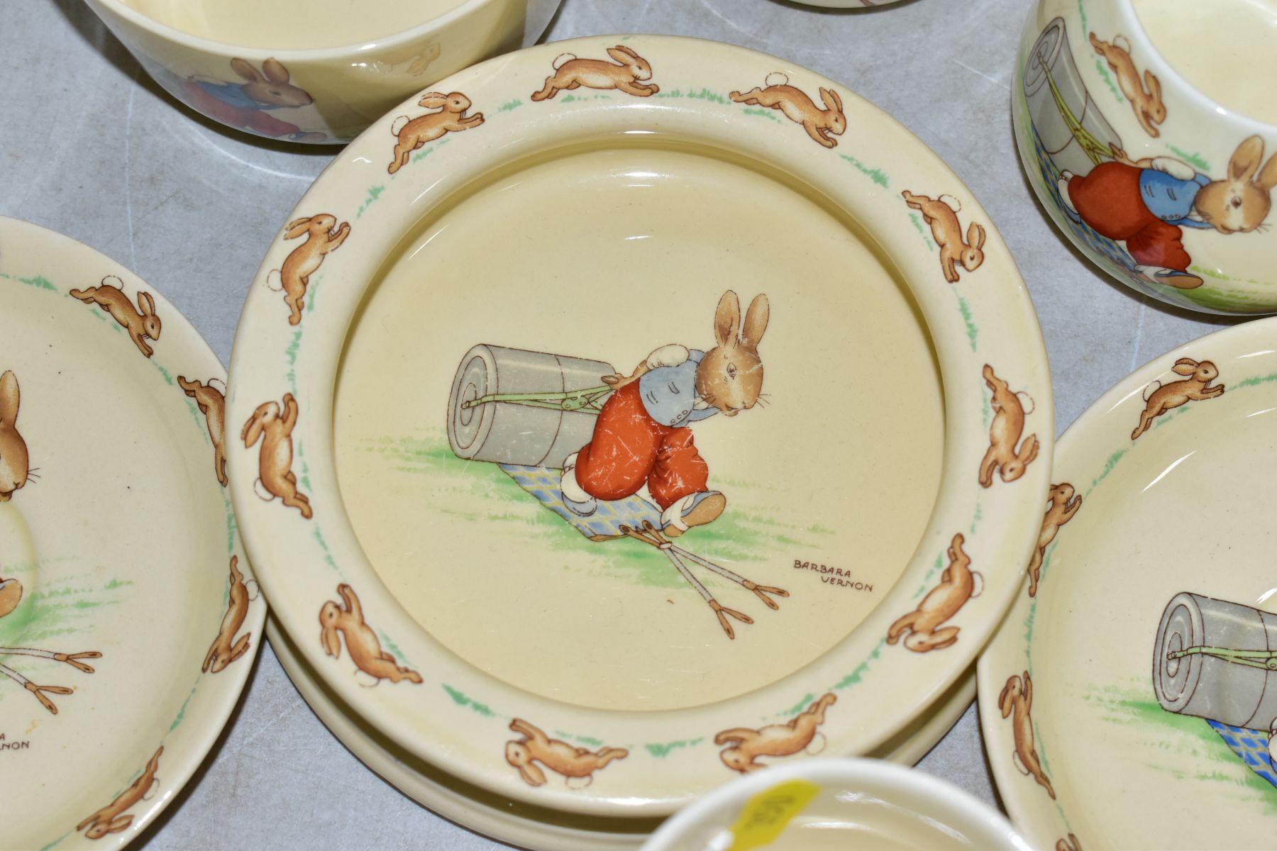 THIRTEEN PIECES OF ROYAL DOULTON BUNNYKINS EARTHENWARE TABLEWARES OF PRESSING TROUSERS SCENE HW14 BY - Image 5 of 13