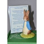 A BOXED BESWICK LIMITED EDITION BEATRIX POTTER FIGURE, Sweet Peter Rabbit BP10d, P3888, special gold