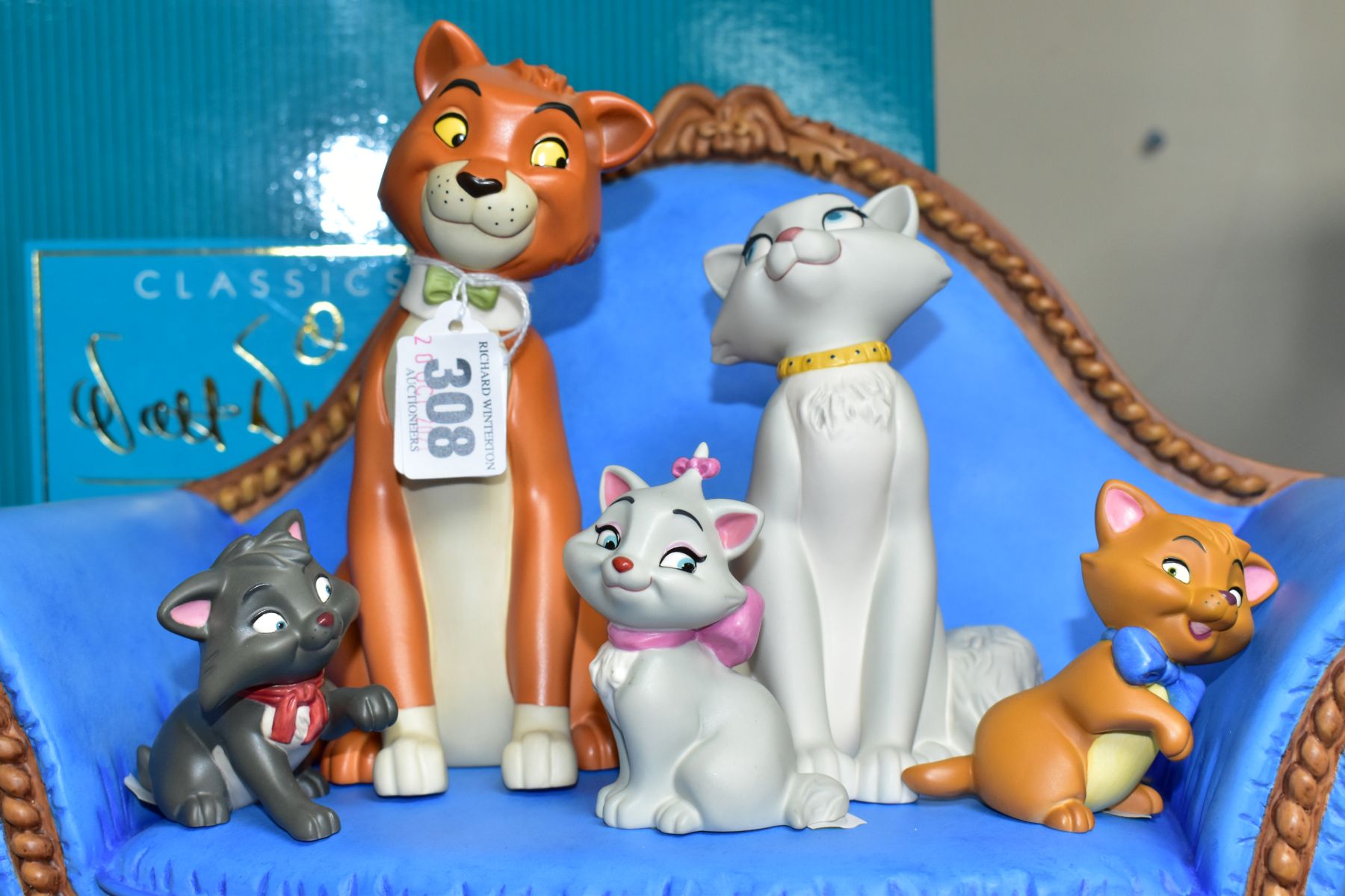 SIX BOXED WALT DISNEY CLASSICS COLLECTION ARISTOCATS FIGURES, comprising Thomas O'Malley, Duchess, - Image 3 of 7