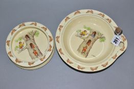 TWO PIECES OF ROYAL DOULTON BUNNYKINS EARTHENWARE TABLEWARES OF AIRMAIL DELIVERY SCENE LFa by