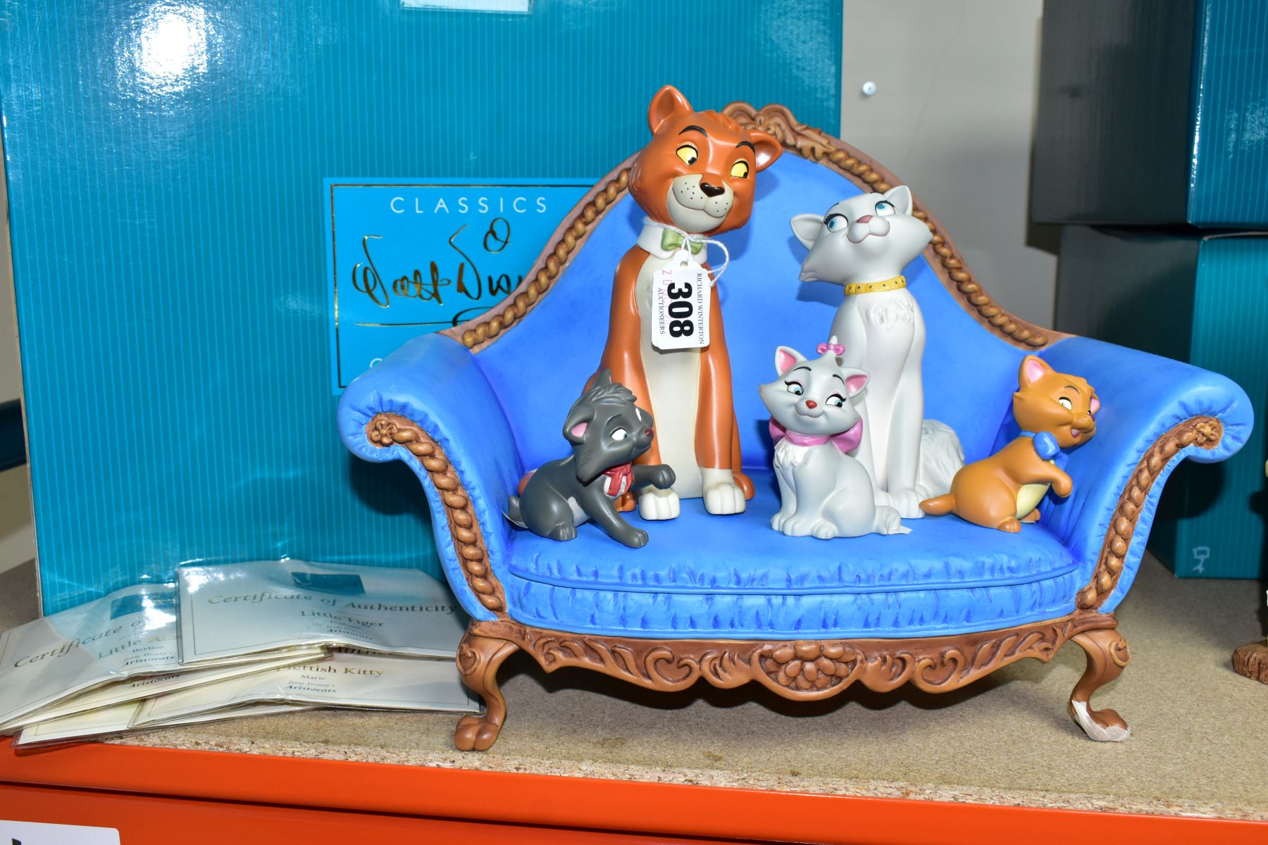 SIX BOXED WALT DISNEY CLASSICS COLLECTION ARISTOCATS FIGURES, comprising Thomas O'Malley, Duchess, - Image 2 of 7