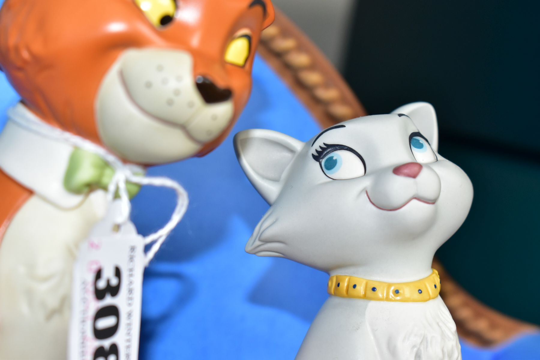 SIX BOXED WALT DISNEY CLASSICS COLLECTION ARISTOCATS FIGURES, comprising Thomas O'Malley, Duchess, - Image 5 of 7