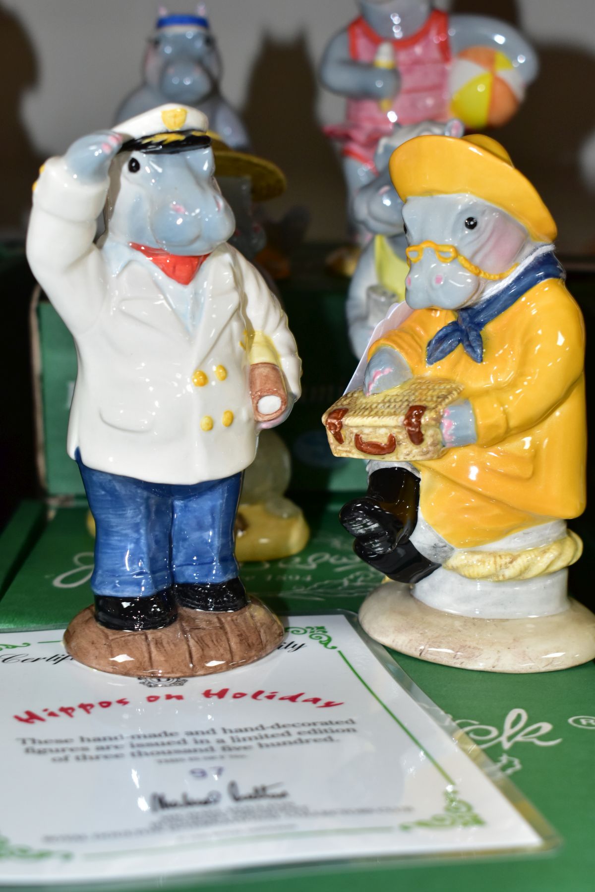A SET OF SIX BOXED LIMITED EDITION BESWICK HIPPOS ON HOLIDAY FIGURES, comprising Grandma HH1, - Image 2 of 5