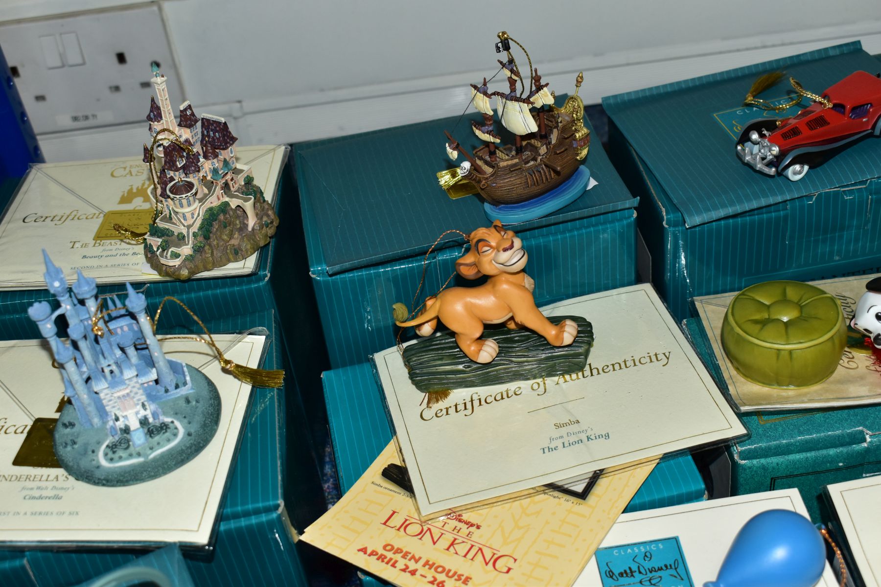 FIFTEEN BOXED WALT DISNEY CLASSICSS HANGING ORNAMENTS, comprising Cinderellas Coach, Cinderellas - Image 10 of 11