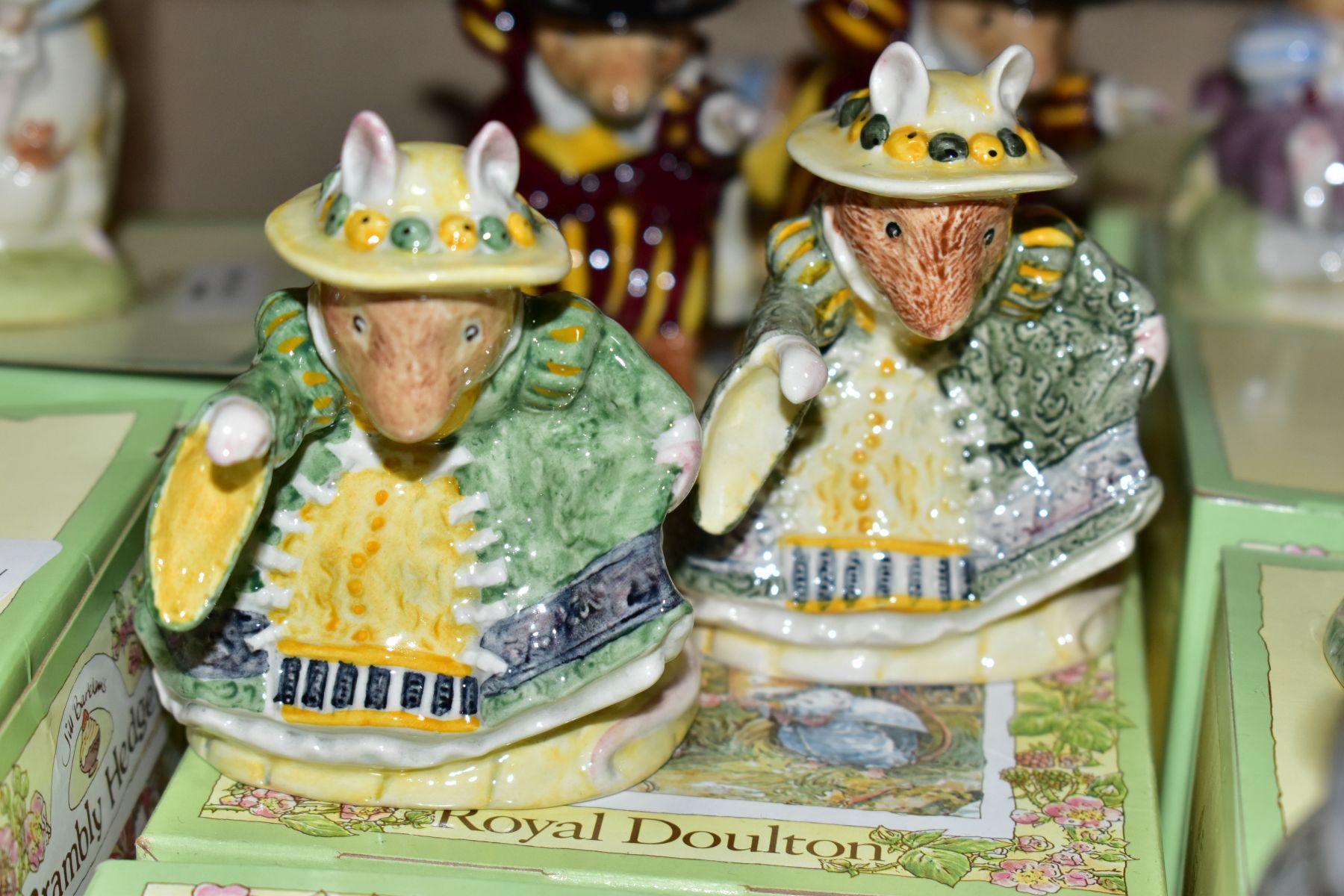 TWENTY ROYAL DOULTON BRAMBLY HEDGE FIGURES, mostly boxed except where mentioned, comprising two - Image 4 of 12