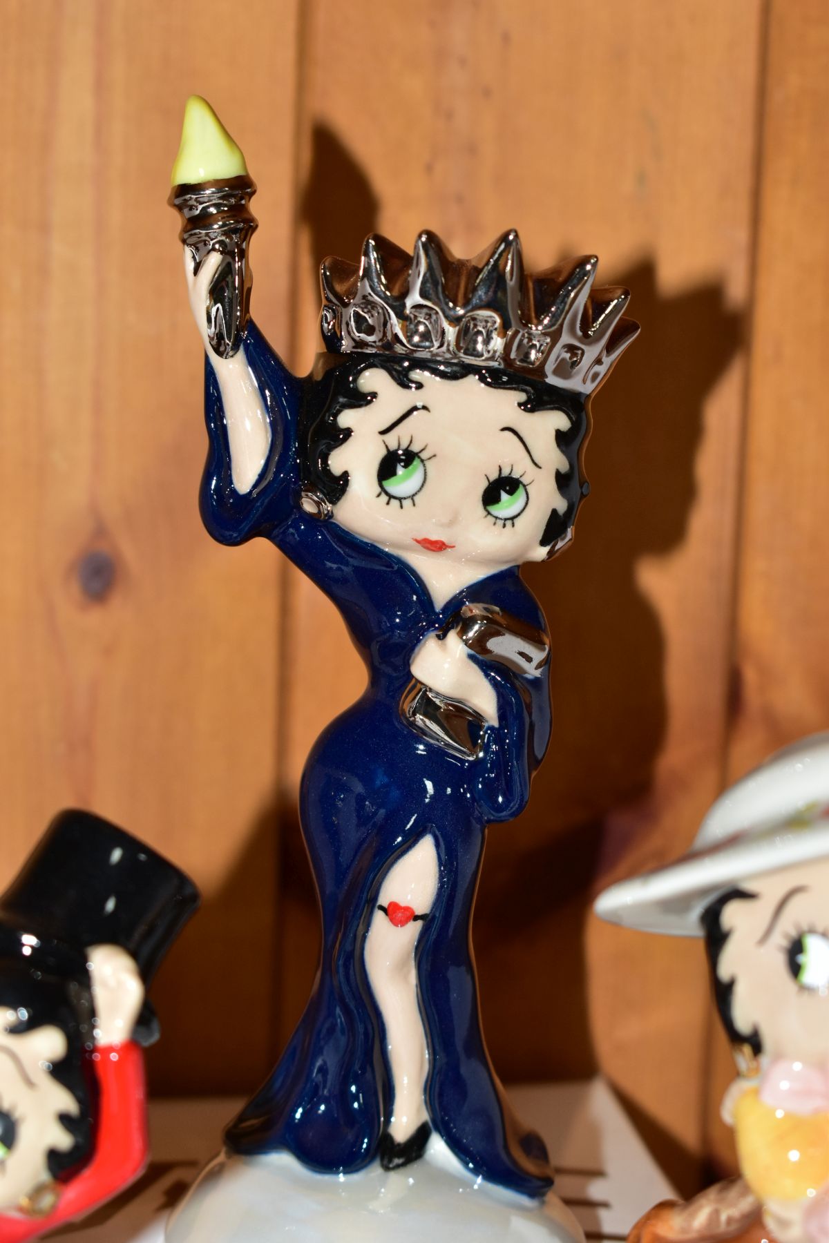 FIVE BOXED LIMITED EDITION WADE BETTY BOOP FIGURES, comprising four exclusively for C & S - Image 4 of 6