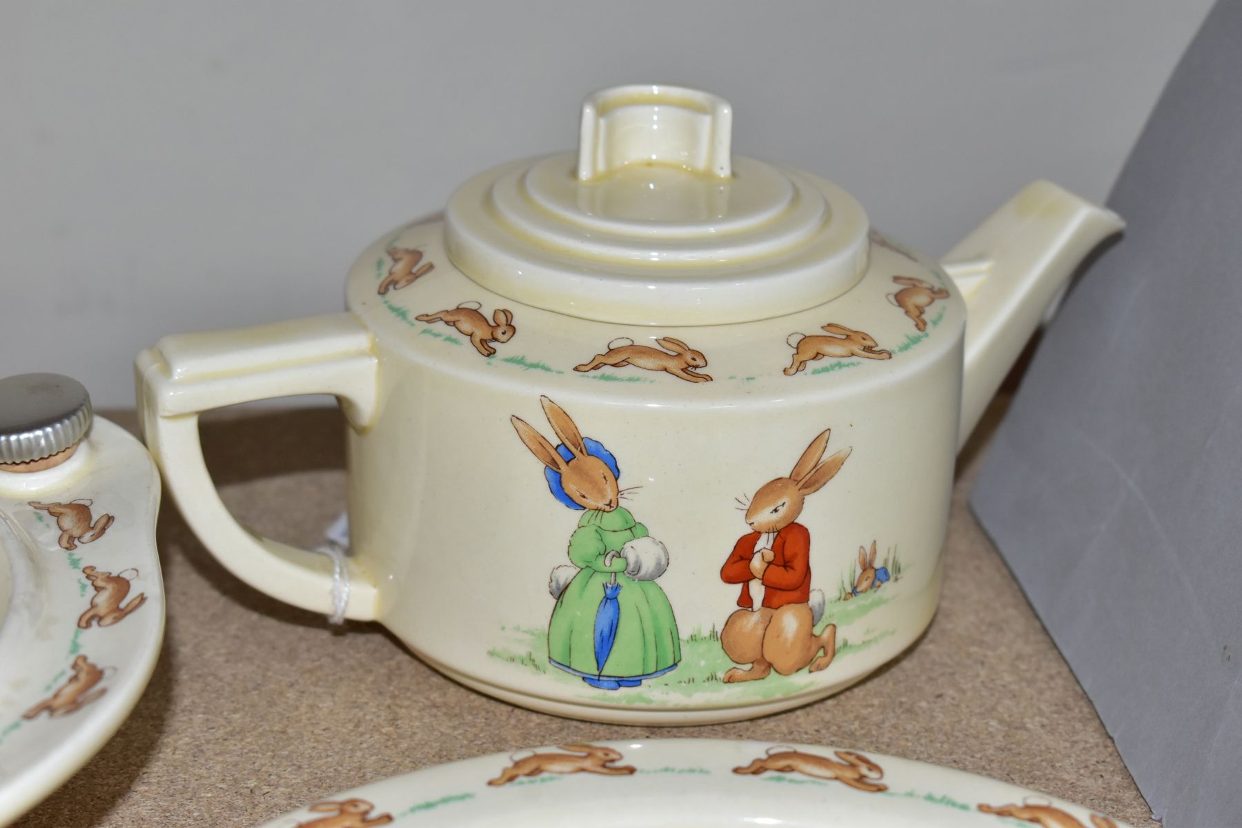 THREE PIECES OF ROYAL DOULTON BUNNYKINS EARTHENWARE TABLEWARES OF WEDDING SCENE DESIGNED BY - Image 5 of 8