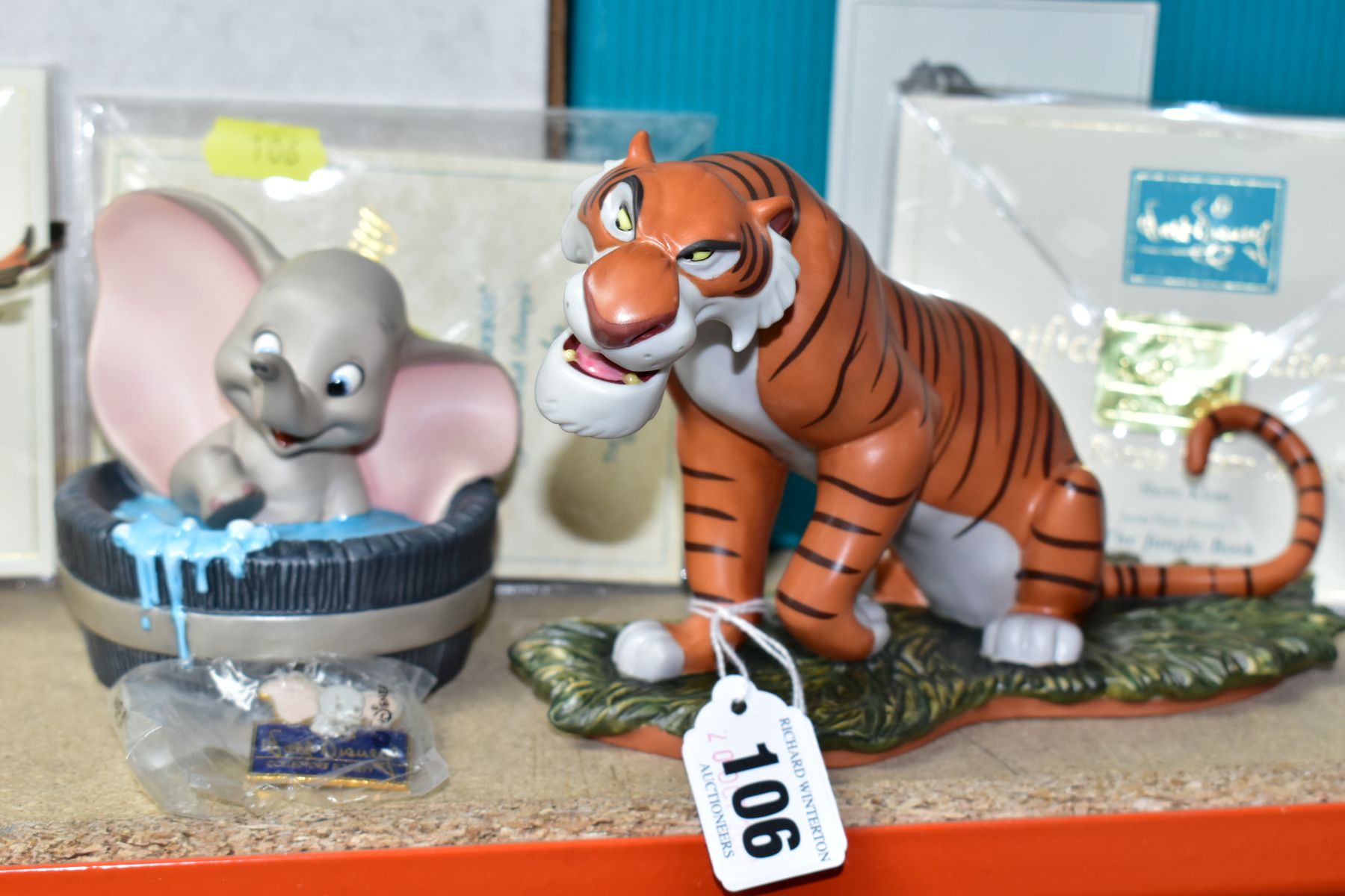 FIVE BOXED WALT DISNEY CLASSICS COLLECTION CERAMIC FIGURES, comprising Shere Khan 'Everyone Runs - Image 2 of 5