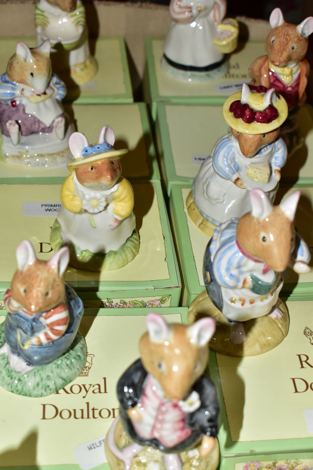 TWENTY ROYAL DOULTON BRAMBLY HEDGE FIGURES, mostly boxed except where mentioned, comprising two - Image 6 of 12