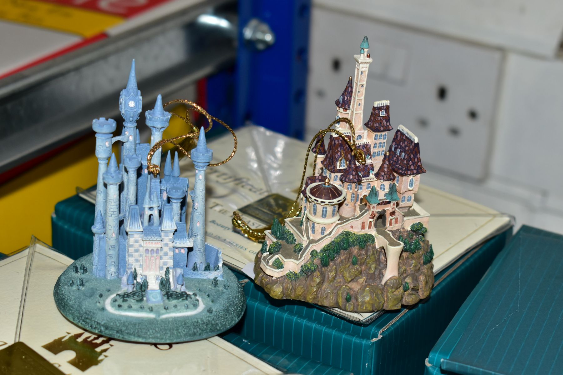 FIFTEEN BOXED WALT DISNEY CLASSICSS HANGING ORNAMENTS, comprising Cinderellas Coach, Cinderellas - Image 8 of 11