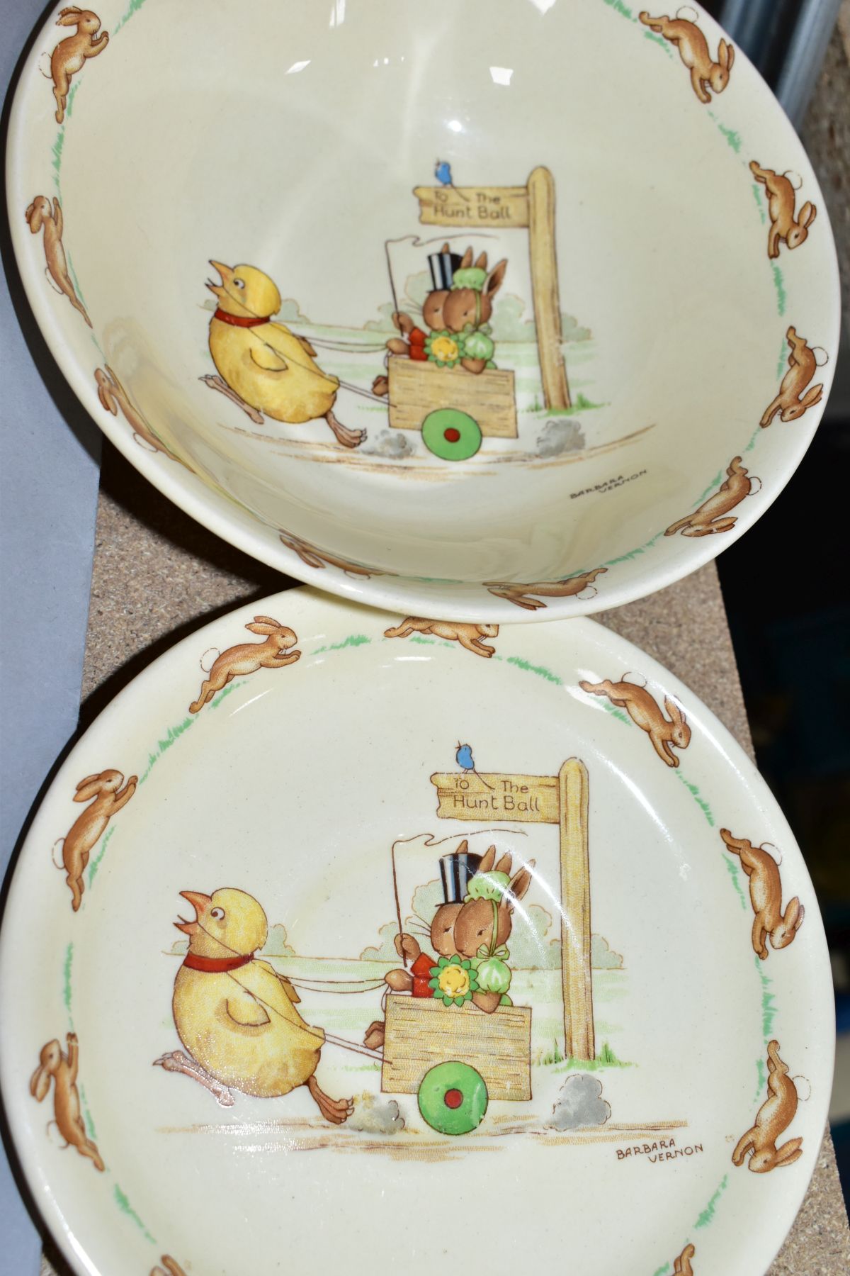 SIX PIECES OF ROYAL DOULTON BUNNYKINS EARTHENWARE TABLES WARES OF CHICKEN PULLING CART, DESIGNED - Image 9 of 10