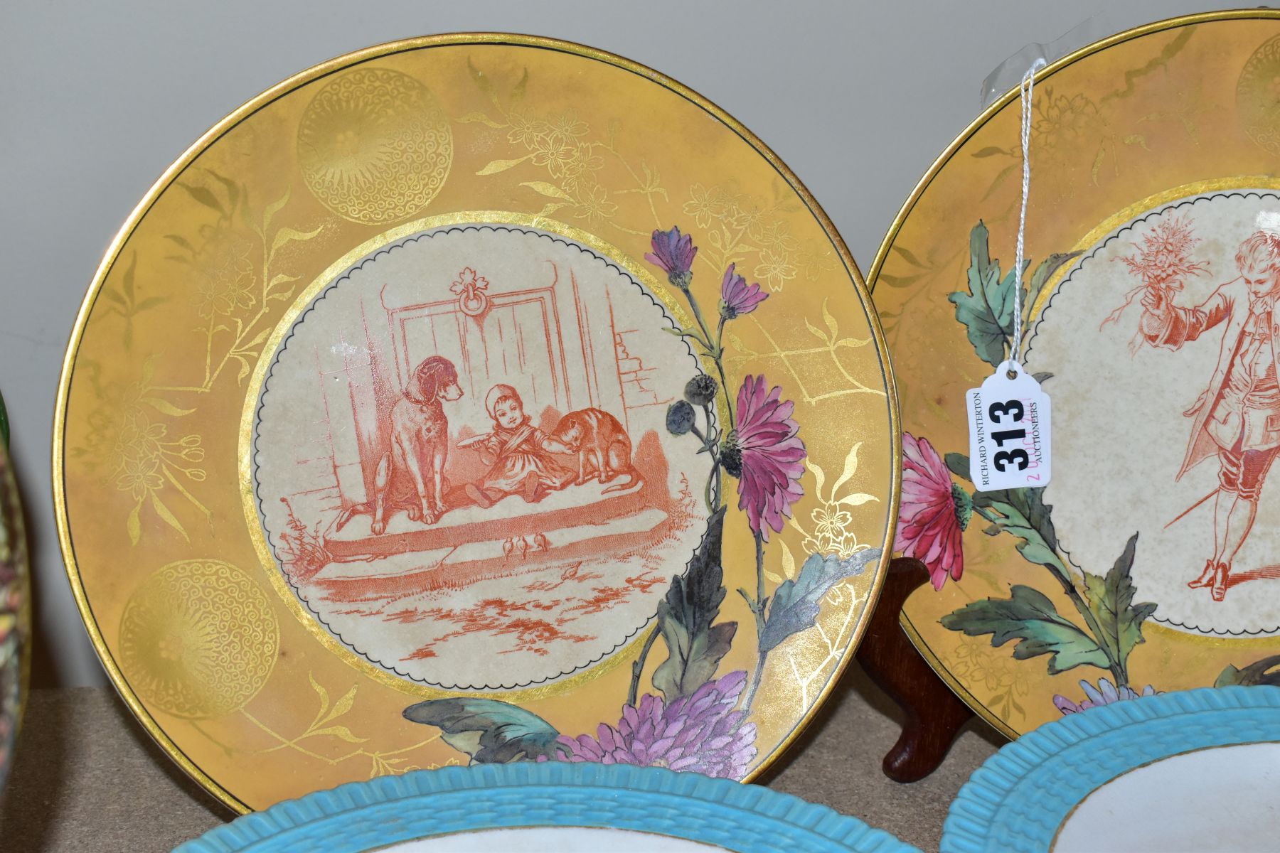 EIGHT LATE 19TH/EARLY 20TH CENTUIRY ROYAL DOULTON SERIES WARE PLATES, comprising a pair of Pinder - Image 7 of 12