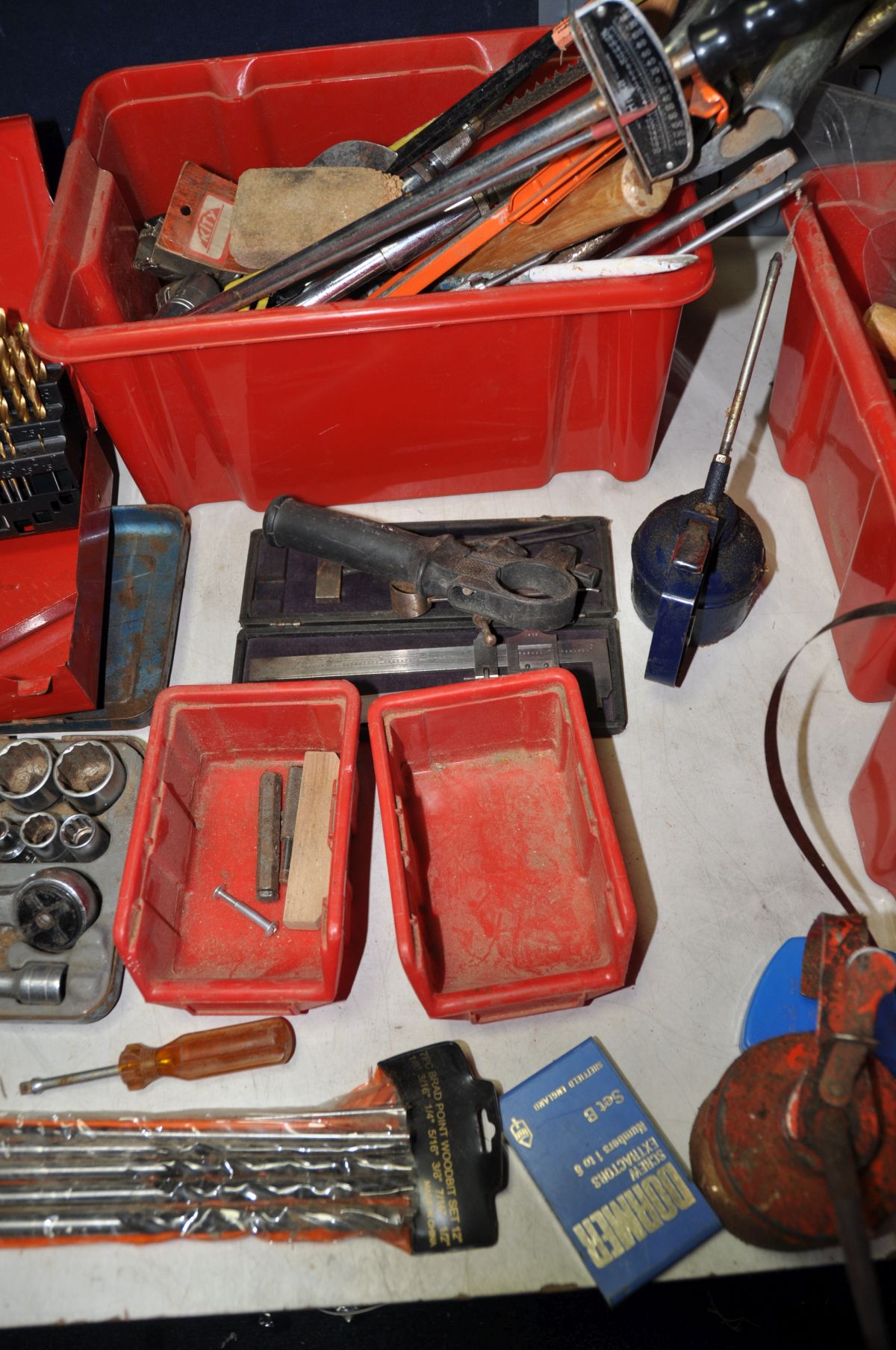 FOUR TRAYS AND A METAL TOOLBOX containing hand tools including a vintage Black and Decker Bench - Image 5 of 6