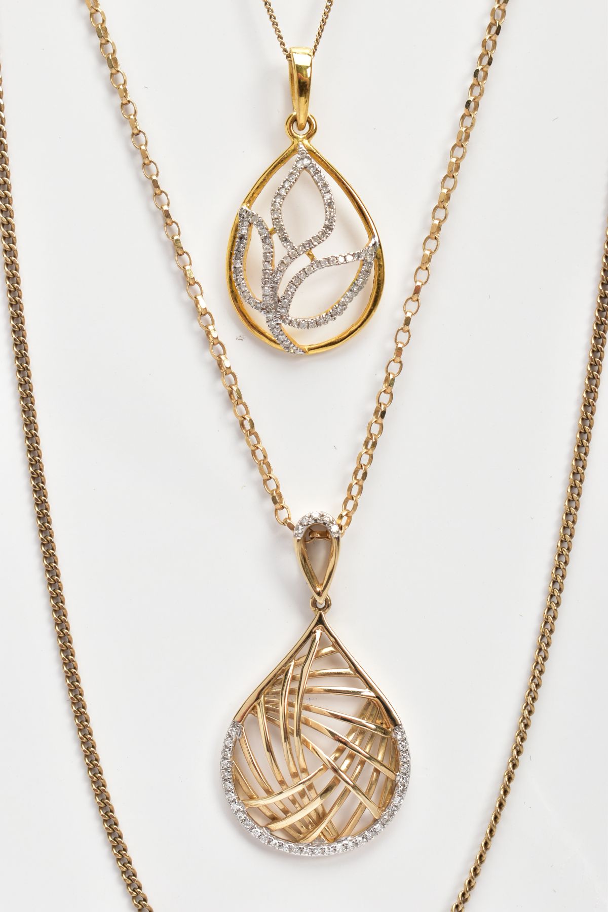 TWO 9CT GOLD DIAMOND PENDANT NECKLACES AND A YELLOW METAL CHAIN, the first pendant of an openwork - Image 3 of 3