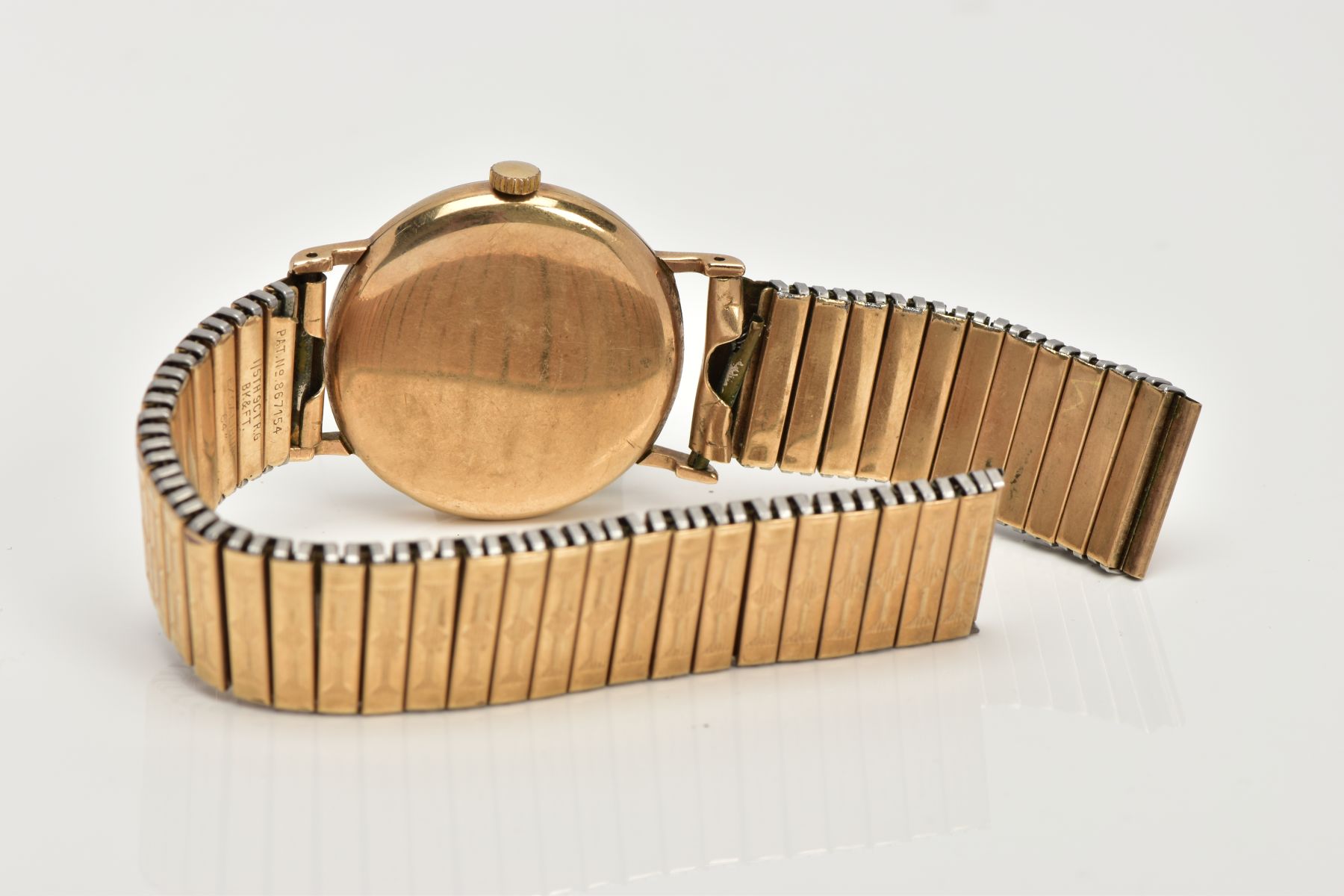A GENTLEMEN'S 9CT GOLD ‘EVERITE’ WRISTWATCH, hand wound movement, round gold textured dial signed ‘ - Image 4 of 5