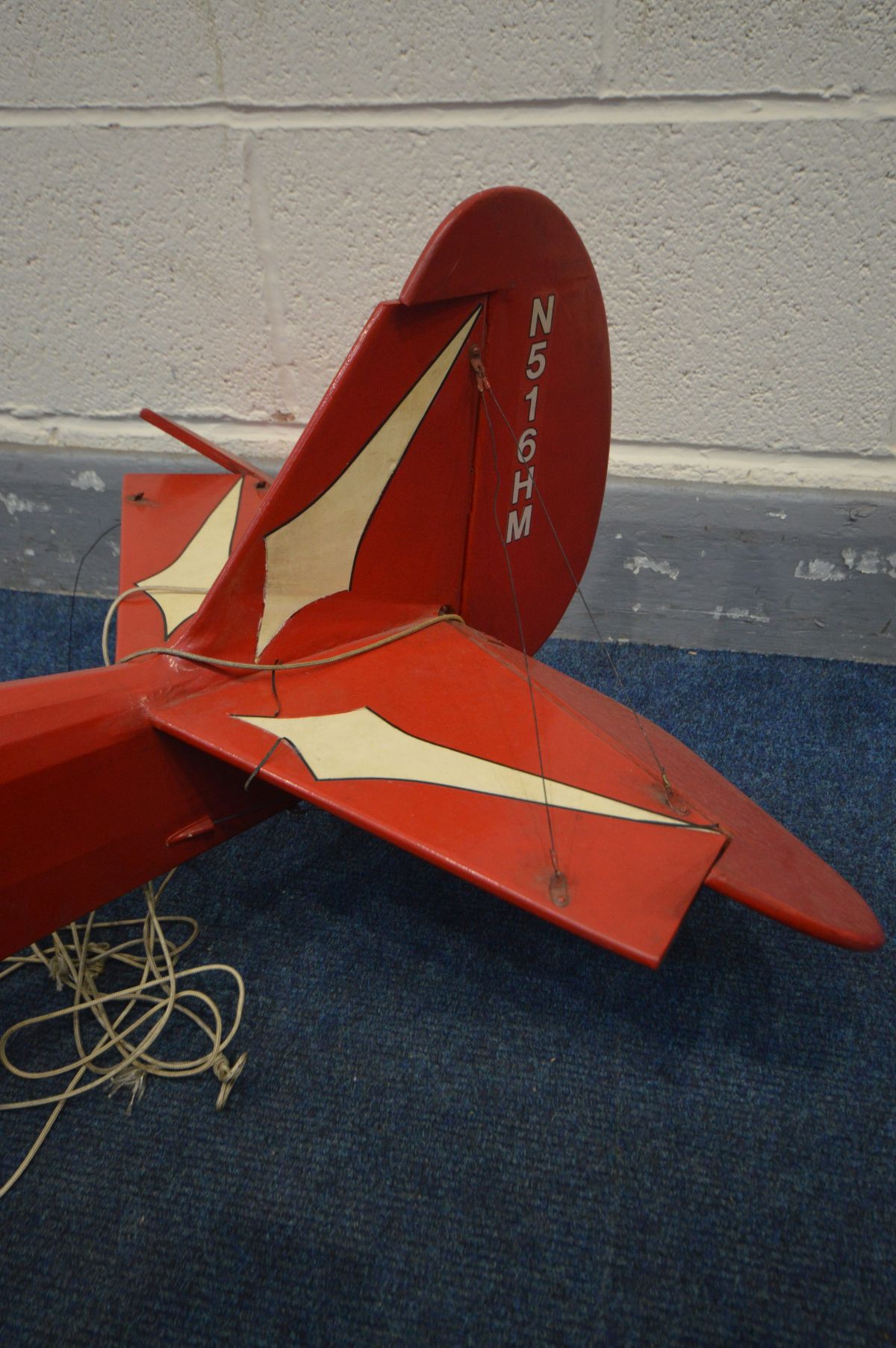 A LARGE SCALE SPACEWALKER II RADIO CONTROL MODEL AIRCRAFT, playworn condition and has been flown for - Image 6 of 6