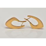 A PAIR OF HOOP EARRINGS, of an abstract hoop shape, with hinged backs, stamped 750, length 32mm,