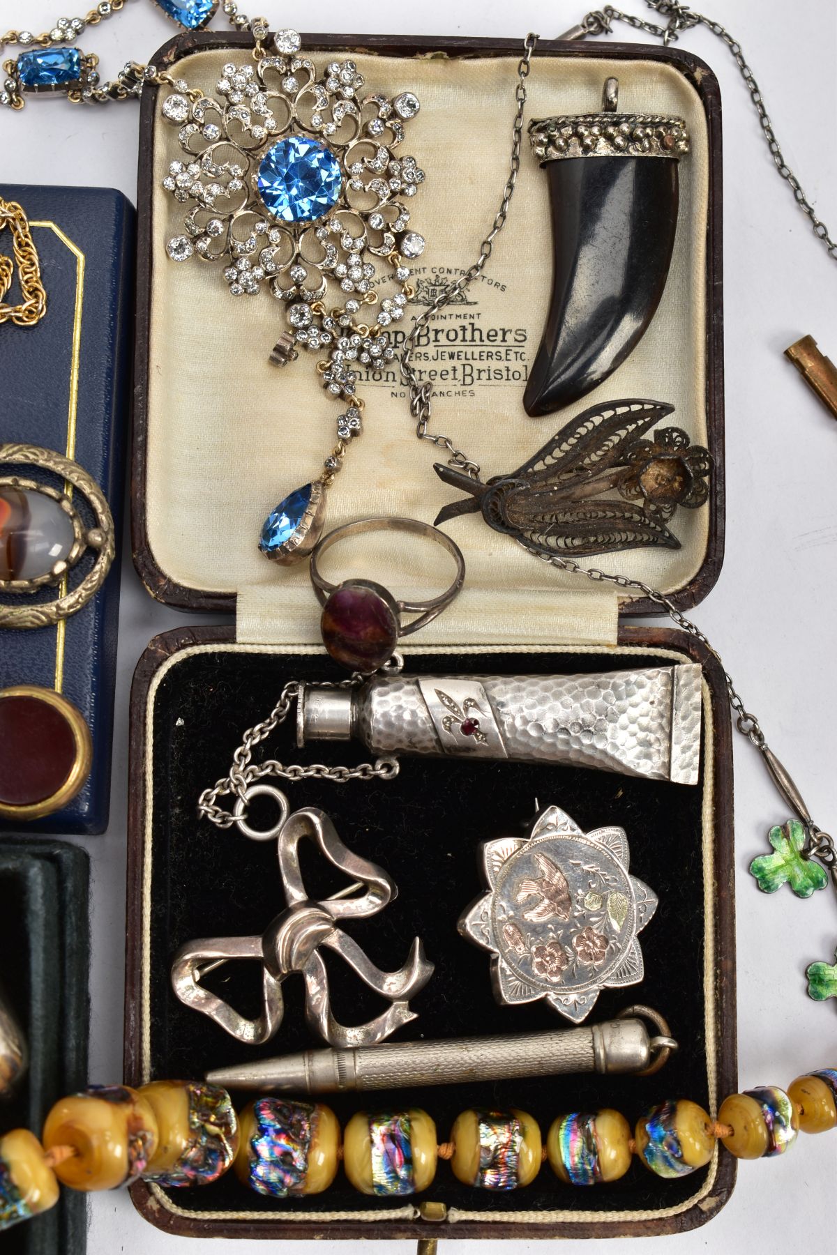 A SELECTION OF COSTUME JEWELLERY, to include a silver sweetheart brooch, of a flower shape, - Image 2 of 9
