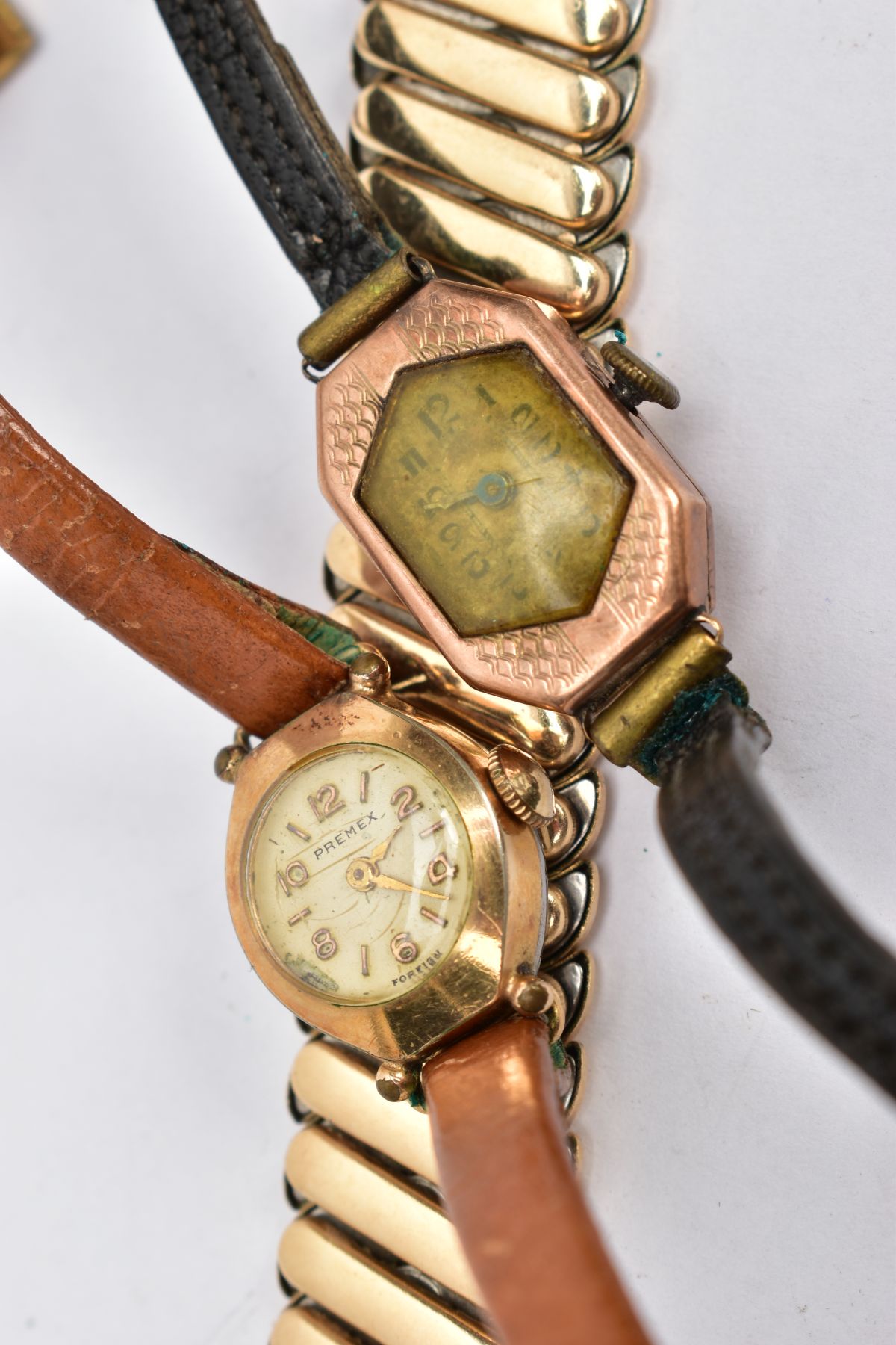 A 9CT GOLD LADIES WRISTWATCH, A LADIES GOLD-PLATED WRISTWATCH AND A ROLLED GOLD FLEXI LINK BRACELET, - Image 3 of 3