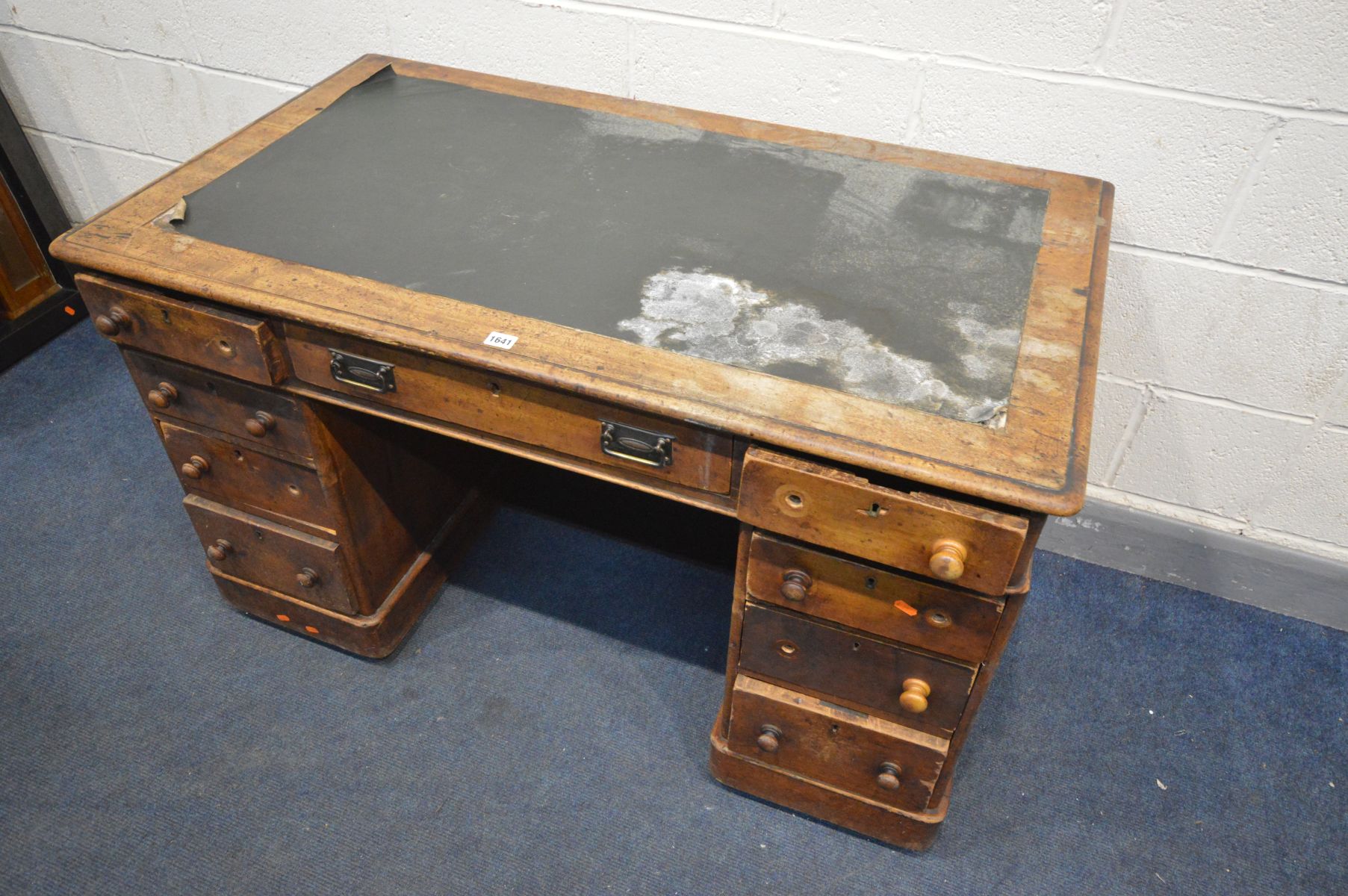 A VICTORIAN MAHOGANY PEDESTAL DESK, green leather inlay to top, a long central drawer flanked by two - Image 2 of 3