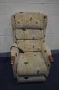 A ROYAMS ELECTRIC RISE AND RECLINE ARMCHAIR (PAT pass and working)