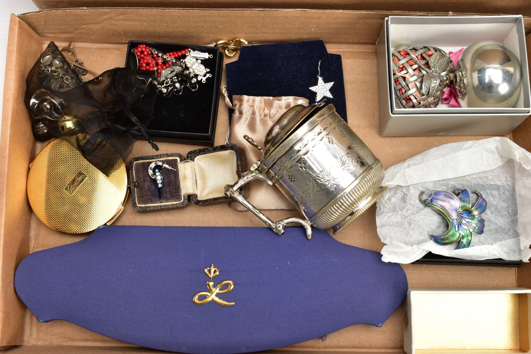 A BOX OF MOSTLY COSTUME JEWELLERY, to include a small black jewellery box with contents, various - Image 3 of 6