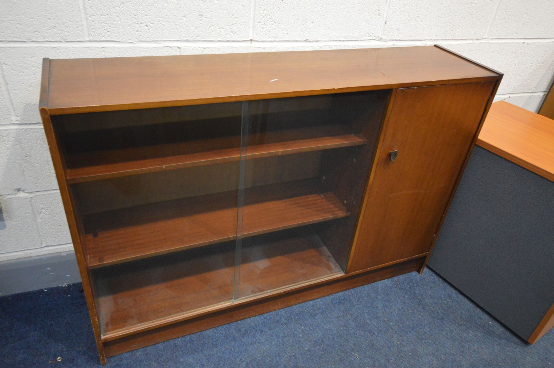 A QUANTITY OF TEAK FURNITURE comprising a teak display case, with four glass shelves and internal - Image 4 of 4