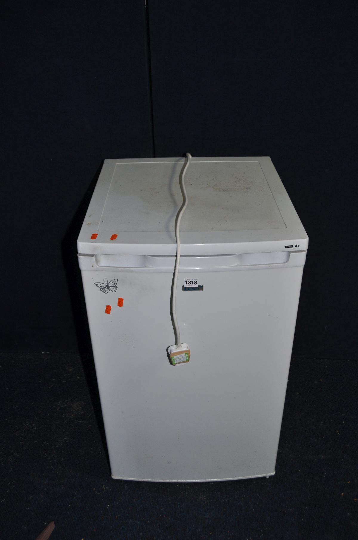 AN LEC UNDER COUNTER FREEZER 50cm wide ( PAT pass and working at -19 degrees)